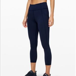 EUC lululemon Time to Sweat Crop 23”